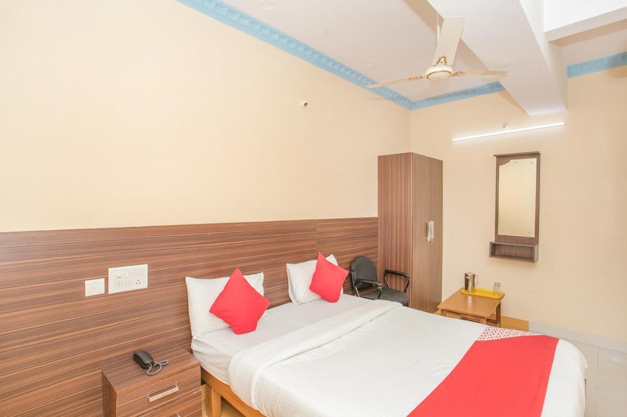Oyo 10291 Sri Venkatadri Residency Hotel Bangalore Exterior photo